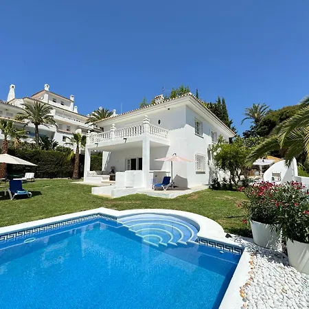 Aurora Boutique House - Only Adults ماربيا