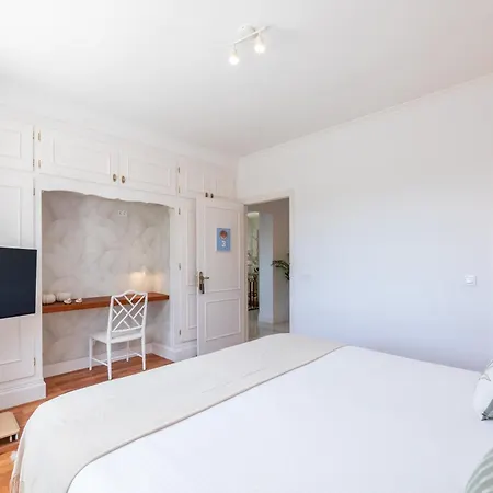 Aurora Boutique - Only Adults Bed & Breakfast 4*