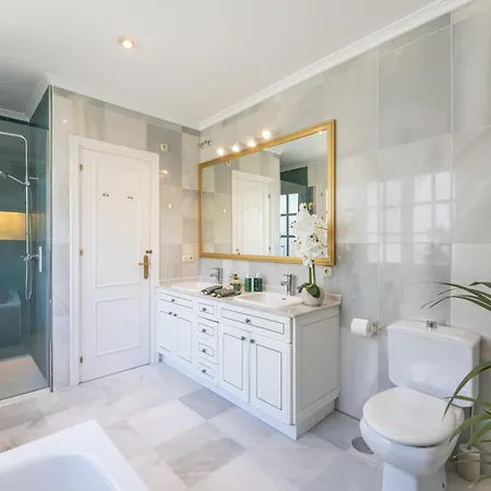 فندق مبيت وإفطار Aurora Boutique House - Only Adults