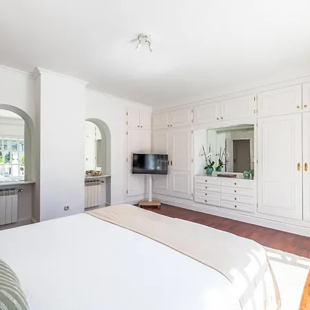 Aurora Boutique House - Only Adults فندق مبيت وإفطار ماربيا