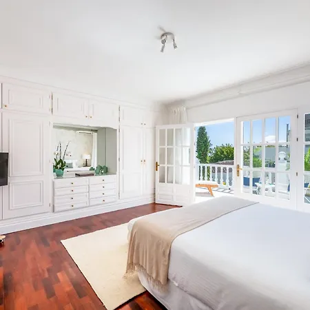 Bed & Breakfast Aurora Boutique House - Only Adults